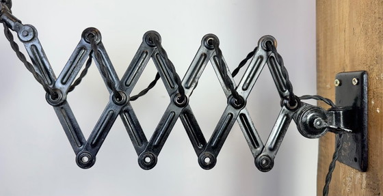 Image 1 of Lampada da parete a forbice Bauhaus industriale nera di Kaiser Idell, anni '30