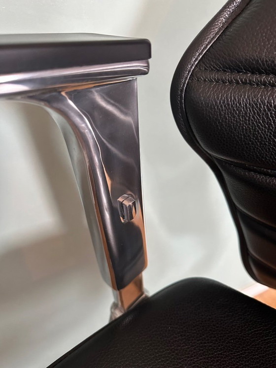Image 1 of Silla de oficina de diseño Wagner W5