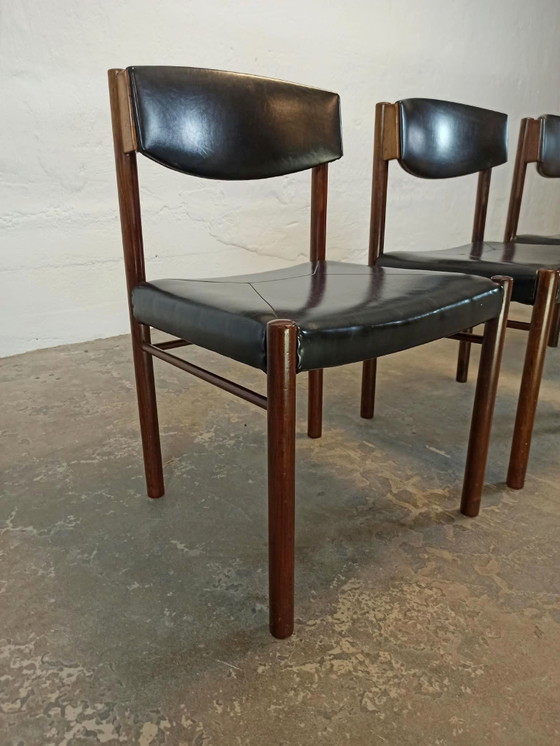 Lot de 4 chaises de salle à manger mid-century, Skaï, Bois, Noir (photo 7 sur 15)