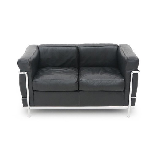 LC2 tweezitsbank van Le Corbusier voor Cassina, jaren 70