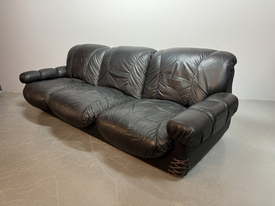 Image 1 of Beautiful Big Black Leather Postmodern Italian Design Space Age 3-Seat Lounge Sofa with Brass Buttons and Playful Cord Lacing