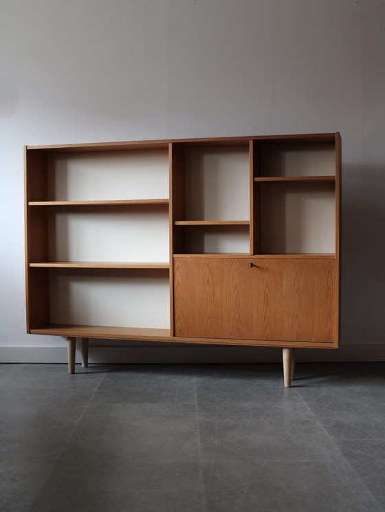 Image 1 of Bibliothèque danoise vintage en chêne