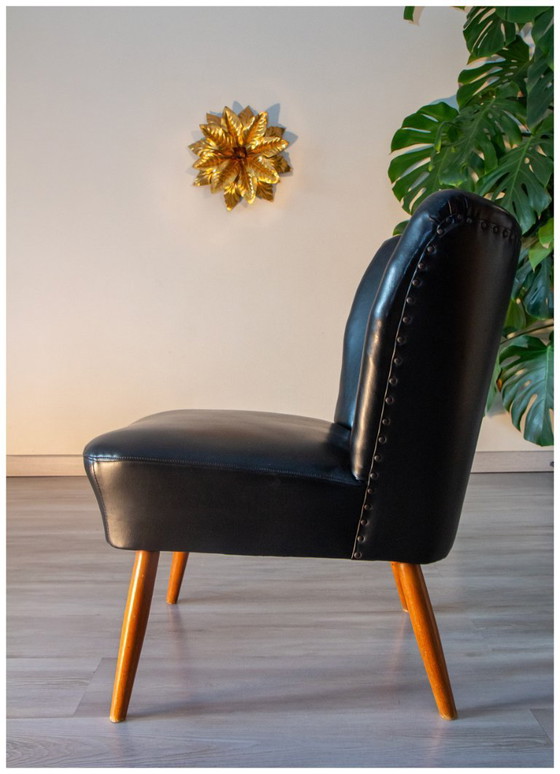 Image 1 of Fauteuil cocktail noir année 50