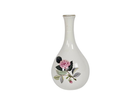 Image 1 of Wedgwood - Bone china - Hathaway Rose - Made in England