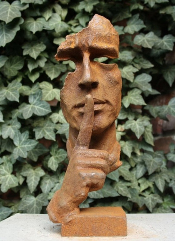 Image 1 of Der Flüsterer