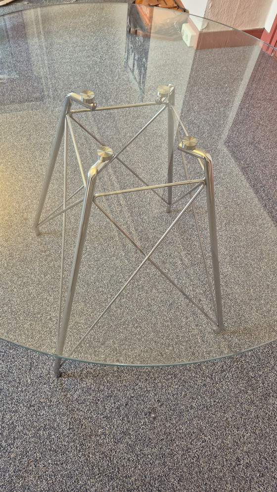 Image 1 of Round table 100 cm, chrome leg, glass top