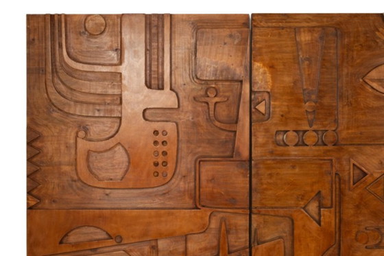 Image 1 of Sieg von Segonzac. Geschnitztes Holz-Triptychon. Zeitgenössisch.