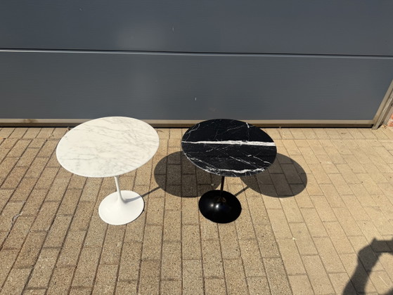 Image 1 of Knoll Tulip side table in Arabescato Satin matte marble in MINT CONDITION!! Eero Saarinen