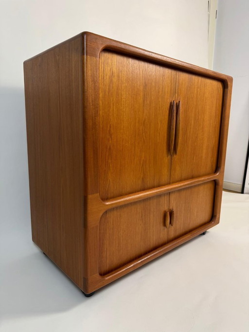 Mobile TV in teak Dyrlund, credenza alta, cassettiera, metà secolo