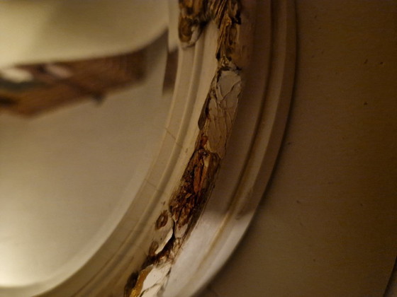 Image 1 of Specchio da parete ovale antico