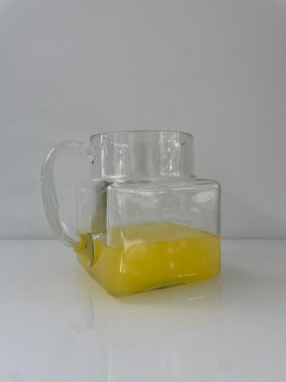 Image 1 of Jarra de cristal de diseño, forma cúbica, 1,5 L, soplada a mano.