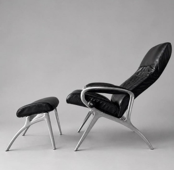 Image 1 of Stressless James loungestoel met voetenbank, zwart leer