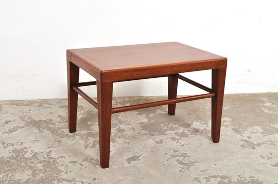 Image 1 of Mesa auxiliar o mesa de centro de caoba, década de 1950