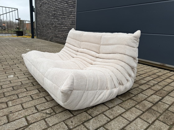 Image 1 of Ligne Roset Togo 2x 2zit in Beige Ribcord (Velours côtelé)