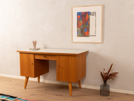 Image 1 of Vrijstaand houten bureau, jaren 50