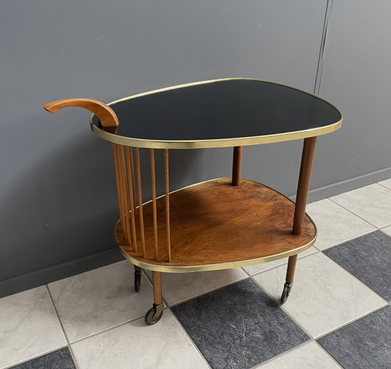 Image 1 of Carrello di servizio a forma di uovo, anni '60