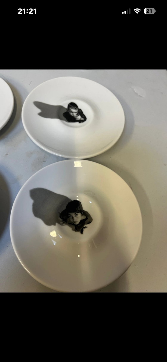 Image 1 of 6 Illy Neil & Ross Espressotassen und Untertassen