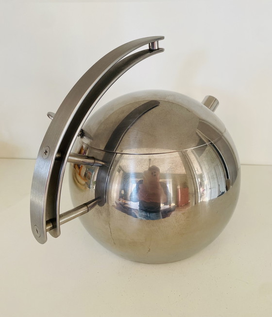 Image 1 of Teiera dal design italiano Space Age