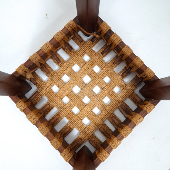 Image 1 of Vintage brutalist krukje touw zitting / hout jaren 50/60