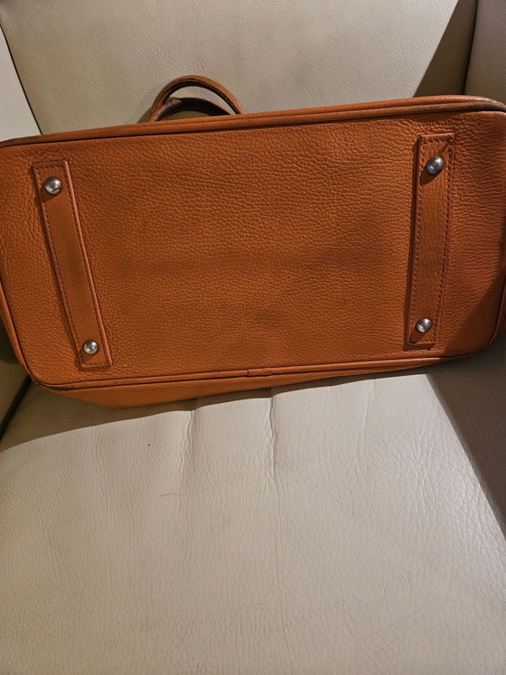 Beliebte Luxus-Leder-Handtasche in Orange – Andere Taschen, Lammleder (photo 4 of 11)