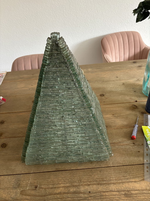 Vintage Pyramide Tischlampe