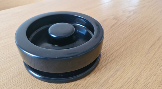 Image 1 of Cenicero 8532 de mármol, diseñado por Angelo Mangiarotti para Knoll édit. Diseño de 1967, Italia.