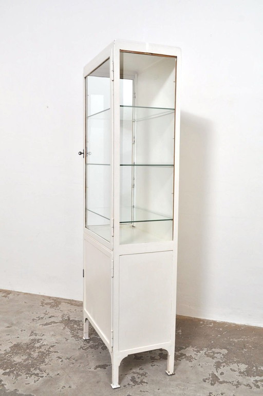 Vintage apothecary cabinet / display cabinet, 1970s