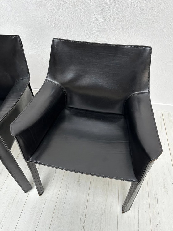 Image 1 of Ensemble de 2 fauteuils de salle à manger vintage en cuir CAB 413, conçus par Mario Bellini pour Cassina, design italien, années