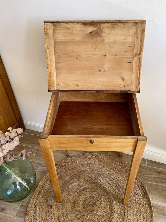 Image 1 of Escritorio antiguo