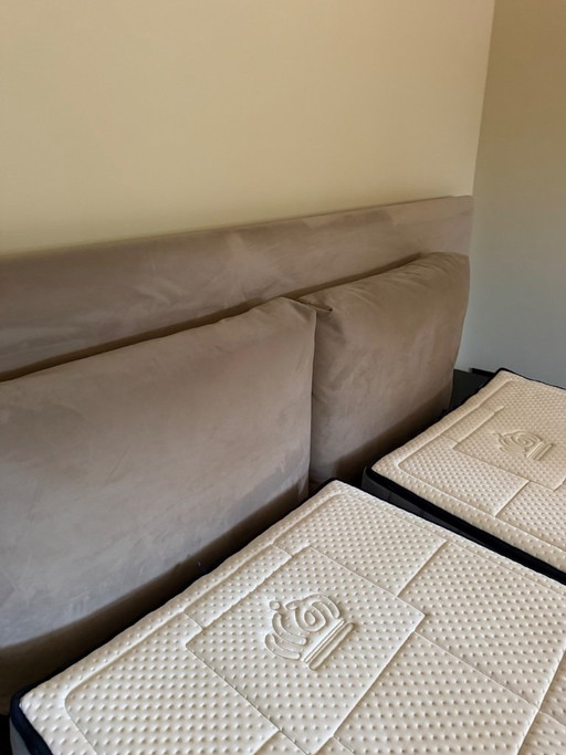 Auping Noble bed frame