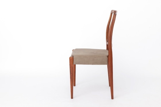 Image 1 of Set of 4 Vintage d-Scan Dining Chairs, Singapore 1960s, Danish Modern Mid Century Chairs, Newly Upholstered Hardwood Dining Chai
