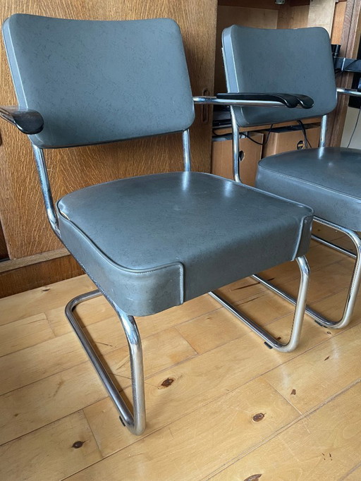 Fana, Schuitema, Gispen 3x