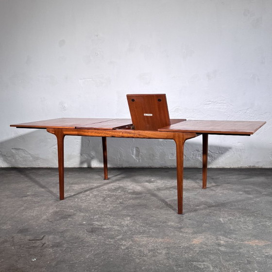 McIntosh T3 Teak Extending Dining Table by A.H. McIntosh and Co, 1960s – A.H. McIntosh & Co Ltd, Wood (photo 4 of 18)