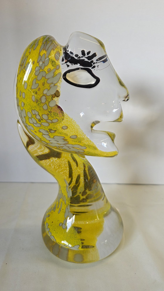 Image 1 of Sculpture de tête en verre d'atelier expressive – jaune avec murrine, faite à la main