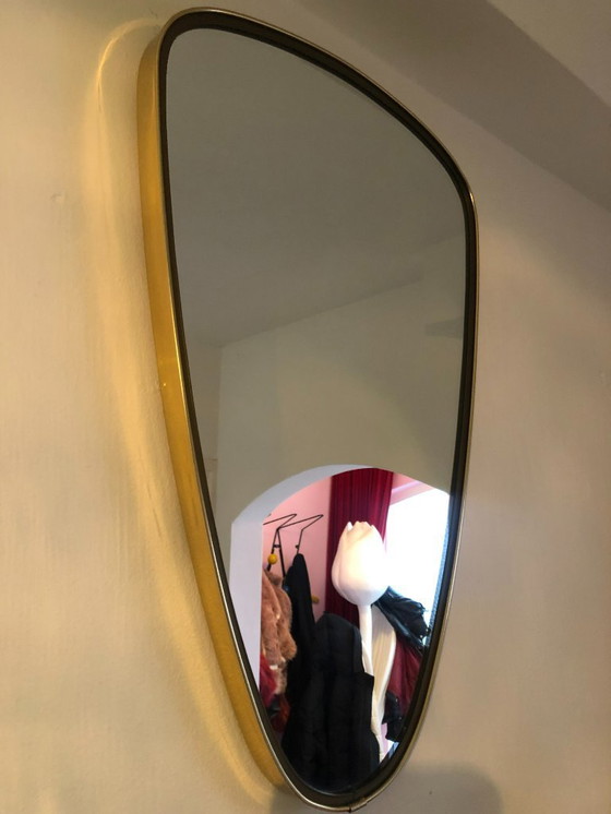 Image 1 of Hermoso espejo de pared original de los años 60.