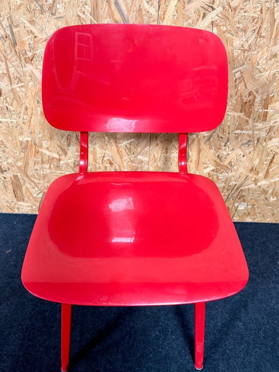 Image 1 of Ahrend de Cirkel Revolt chair