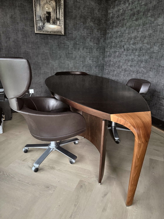 Giorgetti Erasmo Desk with two Genius armchairs in brown leather – Wood (photo 4 of 15)