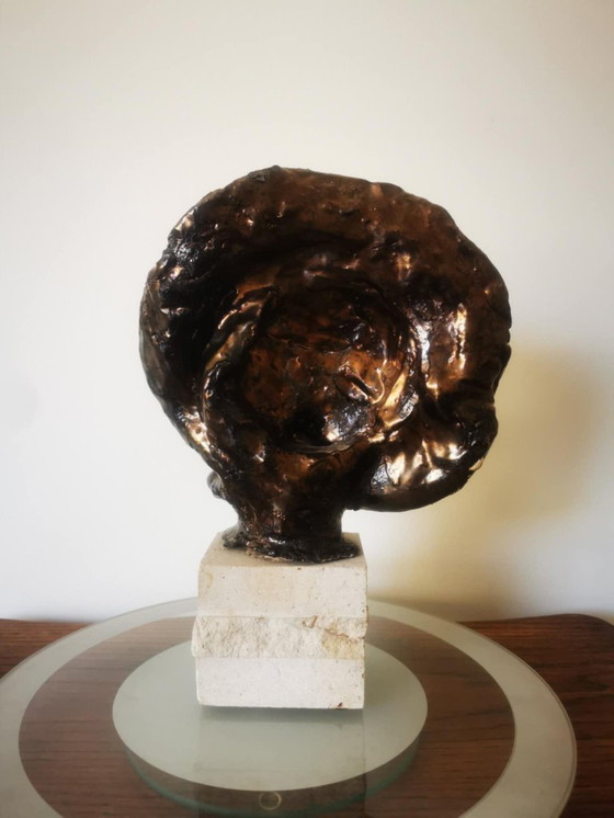 Image 1 of Uomo velato