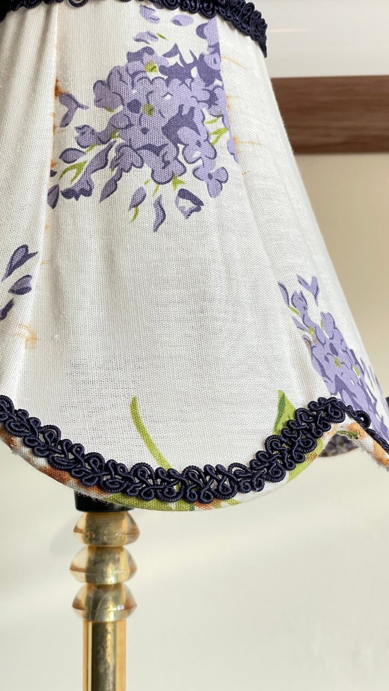 Vintage Plexiglas and lilac fabric lamp – Table lamps, Textile (photo 7 of 29)