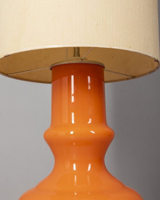 Image 1 of Lampada da terra vintage anni '70 in vetro arancione design italiano