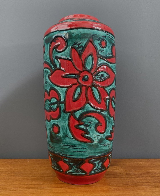 Image 1 of Large vase in red and green by Scheurich west germany model 517-45