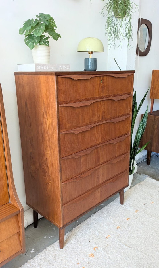 Image 1 of Vintage Deense teakhouten ladekast, Tallboy 