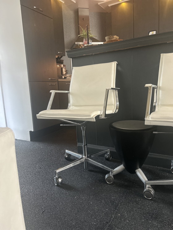 Image 1 of 2x sedie da ufficio LUXY design italiano