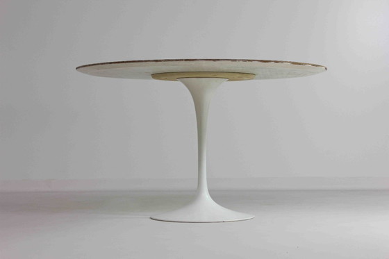 Image 1 of Tulip table by Knoll
