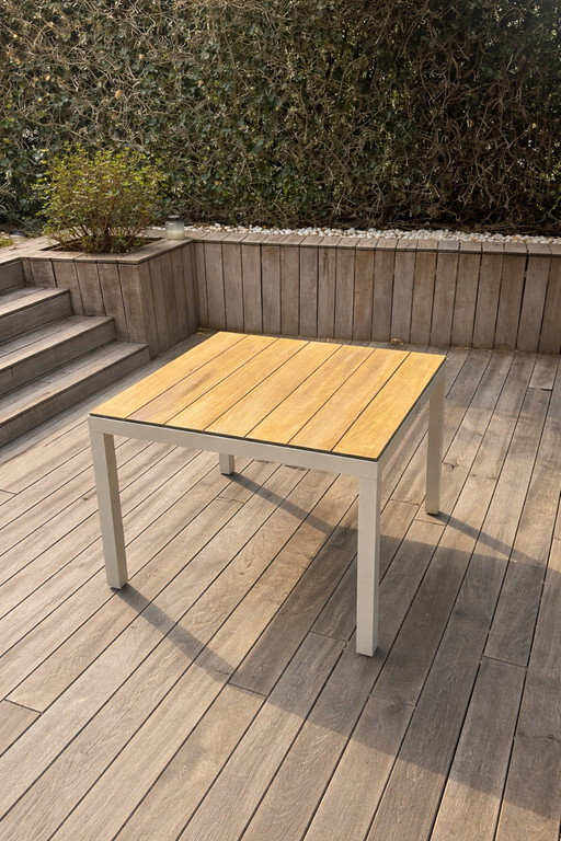 Mesa de comedor de jardín cuadrada TRIBU Natal Alu Teca