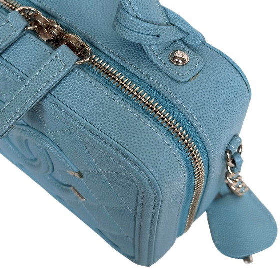 Tocador de Chanel – Bolsos cruzados, Calfskin (photo 4 of 13)