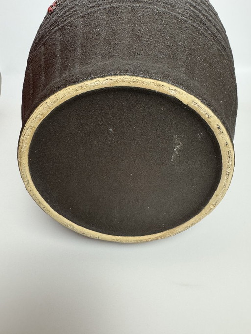 Extra Large Mid-Century Design Ceramic Black Fat Lava Vase with Red High Gloss Enamel by ES Keramik, West Germany 1960s.