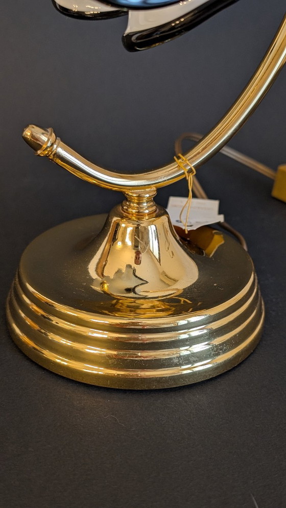 Image 1 of Lampada da Tavolo Vintage Italiana, Vetro Bianco con Bordo Nero, Ottone Bagnato in Oro 24 kt, New Old Stock