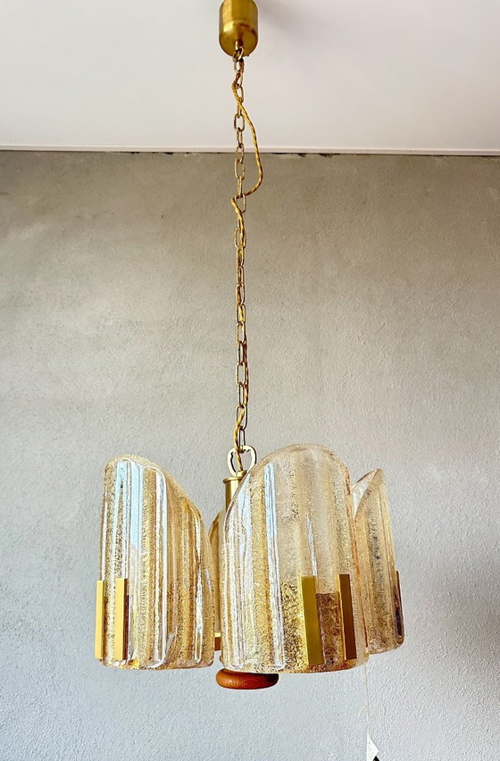 Image 1 of Lustre ancien en verre ambré