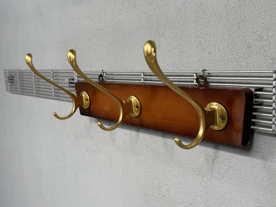 Image 1 of Appendiabiti vintage con ganci dorati - eleganza e carattere